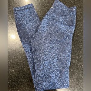 Lululemon Wunder under leggings